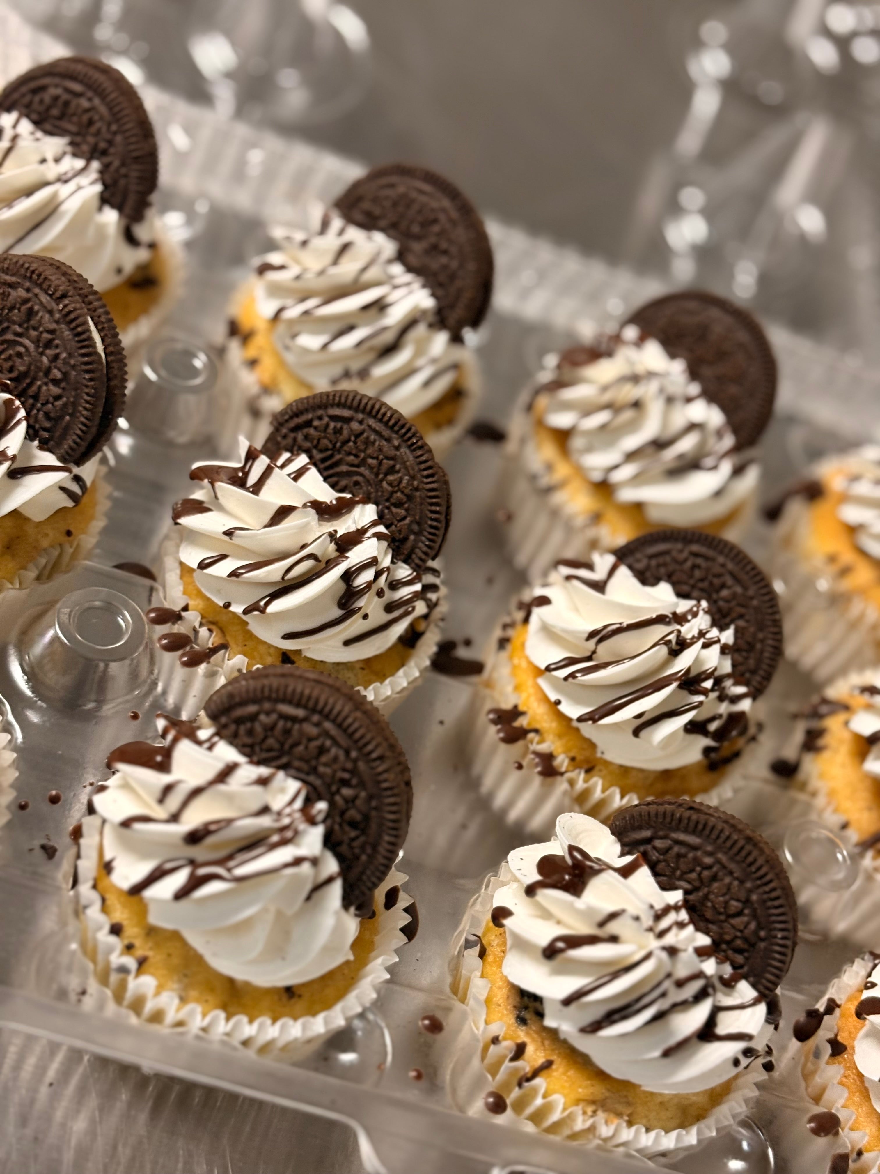 Wholesale Cupcakes by the Dozen